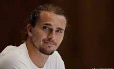 九游体育平台-年终总决赛鏖战澳网，兹维列夫刷新纪录