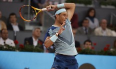 九游官网-德国网球队绝杀西班牙网球队，纳达尔绝境逆转的简单介绍