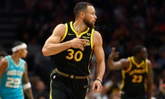 九游体育平台-包含独行侠主场大胜黄蜂，豪取四连胜的词条