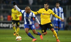 九游中国-汉堡队员接受训练，备战联赛！