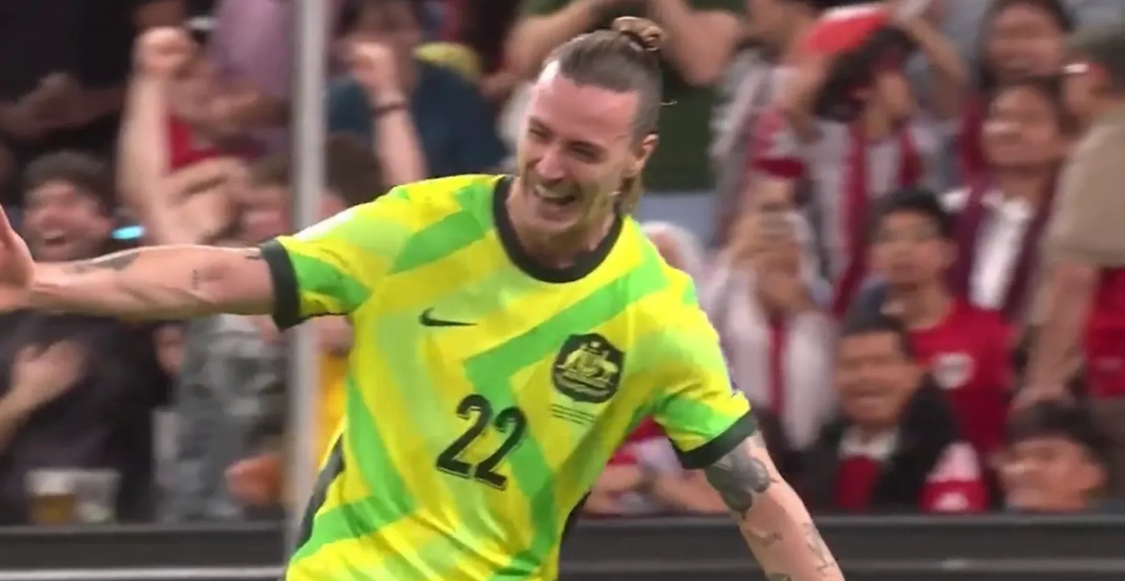 包含印尼羽毛球队险胜丹麦羽毛球队，辛杜打破历史纪录的词条