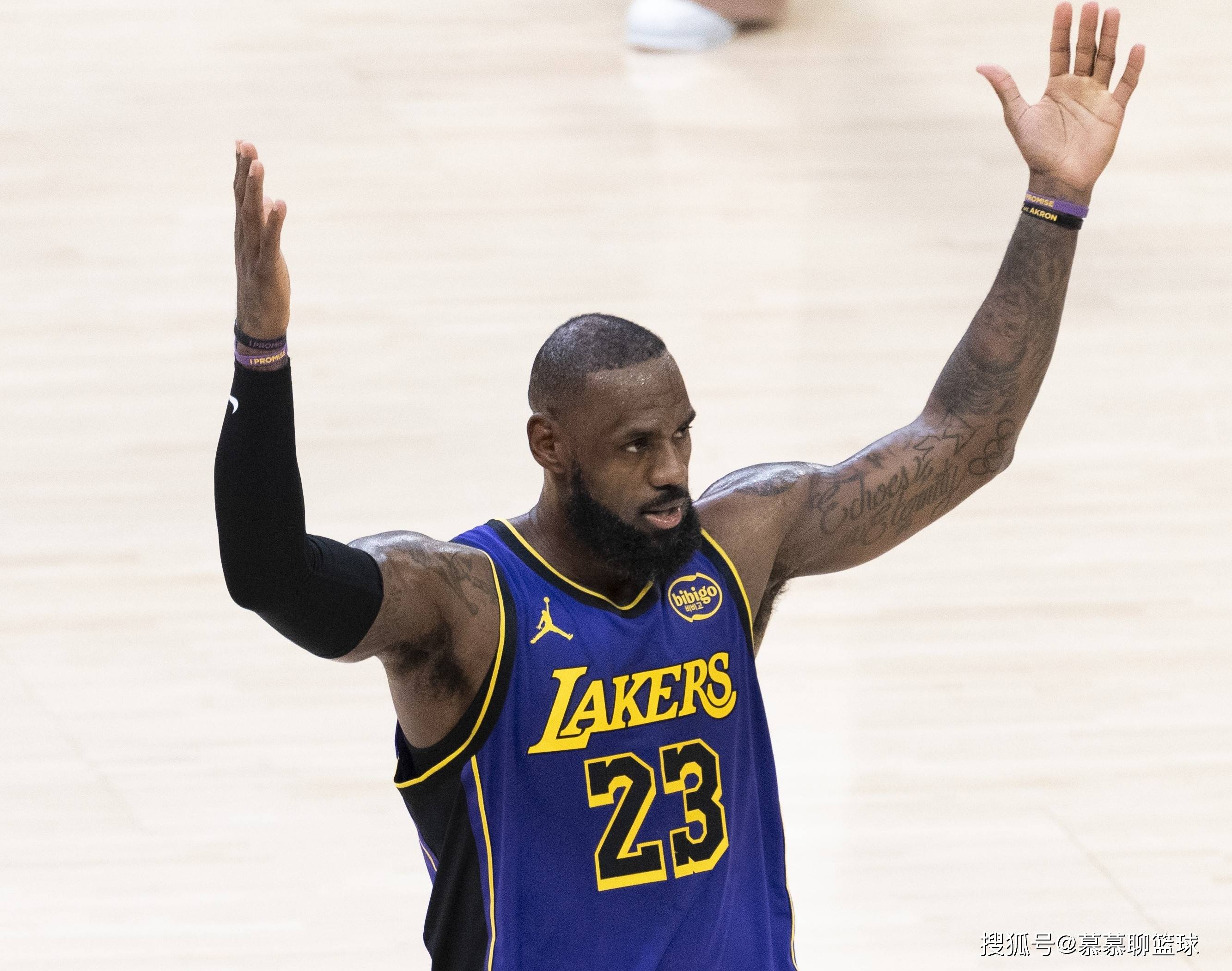 勇士逆转湖人，收获四连胜