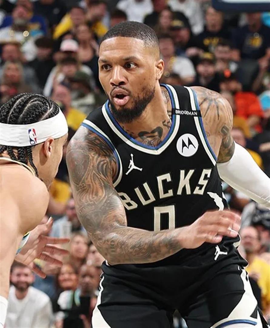 包含火箭血洗掘金,利拉德完成帽子戏法的词条 包含火箭血洗掘金,利拉德完成帽子戏法的词条