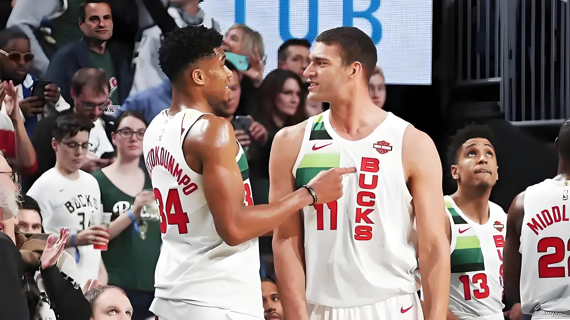 关于尼克斯惨遭雄鹿逆转,波尔津吉斯强势发威的信息 关于尼克斯惨遭雄鹿逆转,波尔津吉斯强势发威的信息