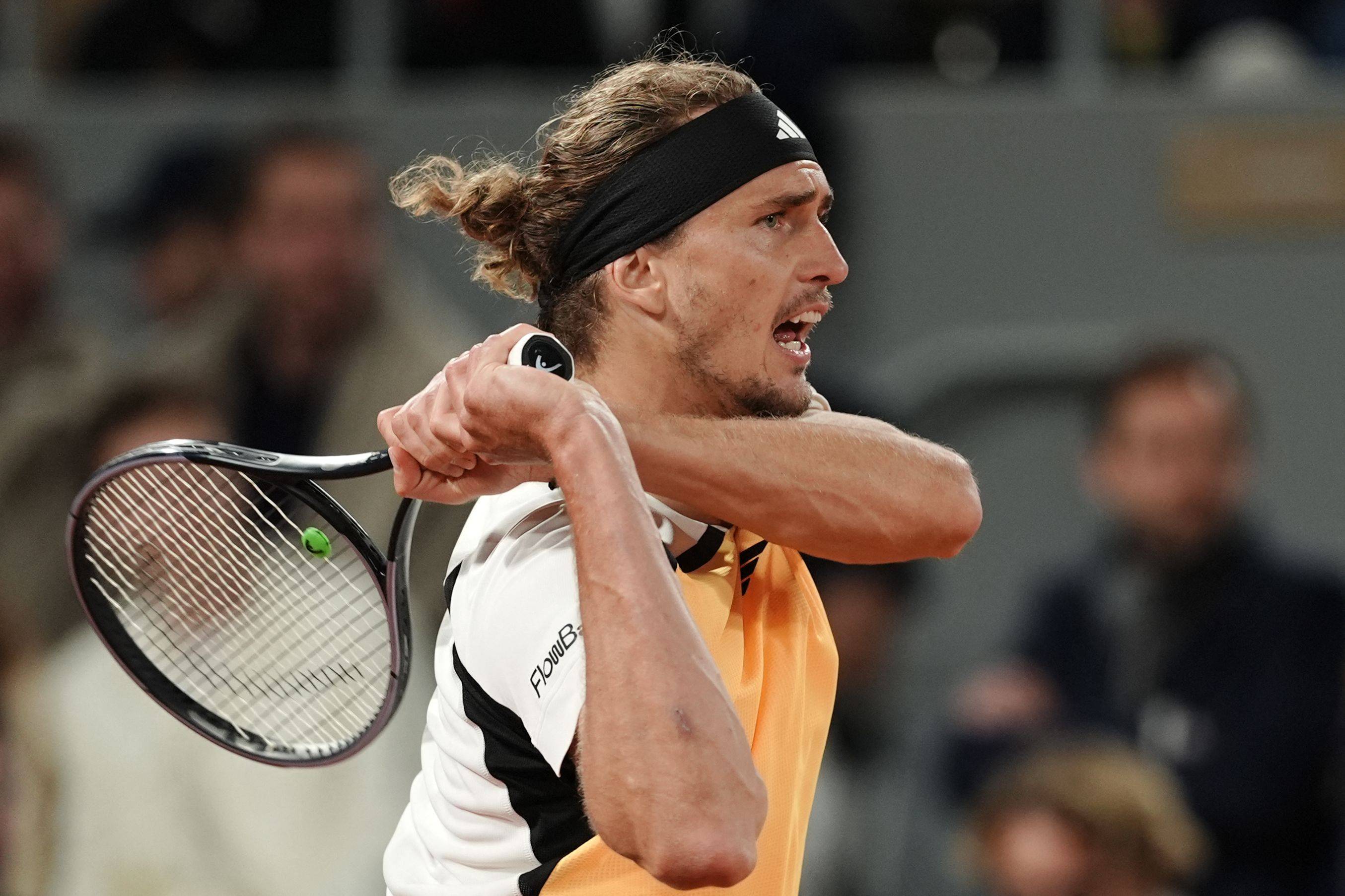 美国网球队逆转世界网球队,兹维列夫统治全场的简单介绍 美国网球队逆转世界网球队,兹维列夫统治全场的简单介绍