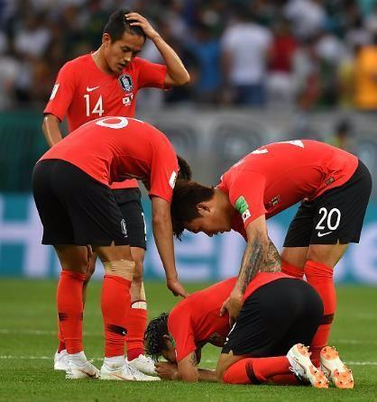 关于墨西哥绝杀摩洛哥，苏亚雷斯一己之力扛起全队的信息