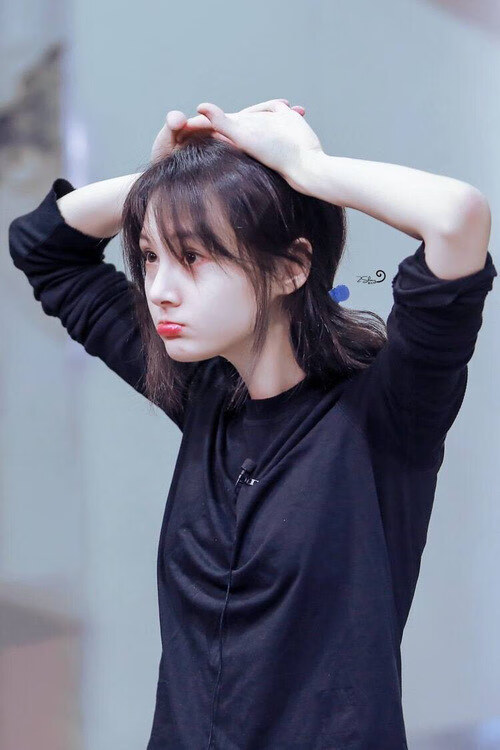 悬崖上的回旋,阿克压力下爆发助那不勒斯逆转佛罗伦萨