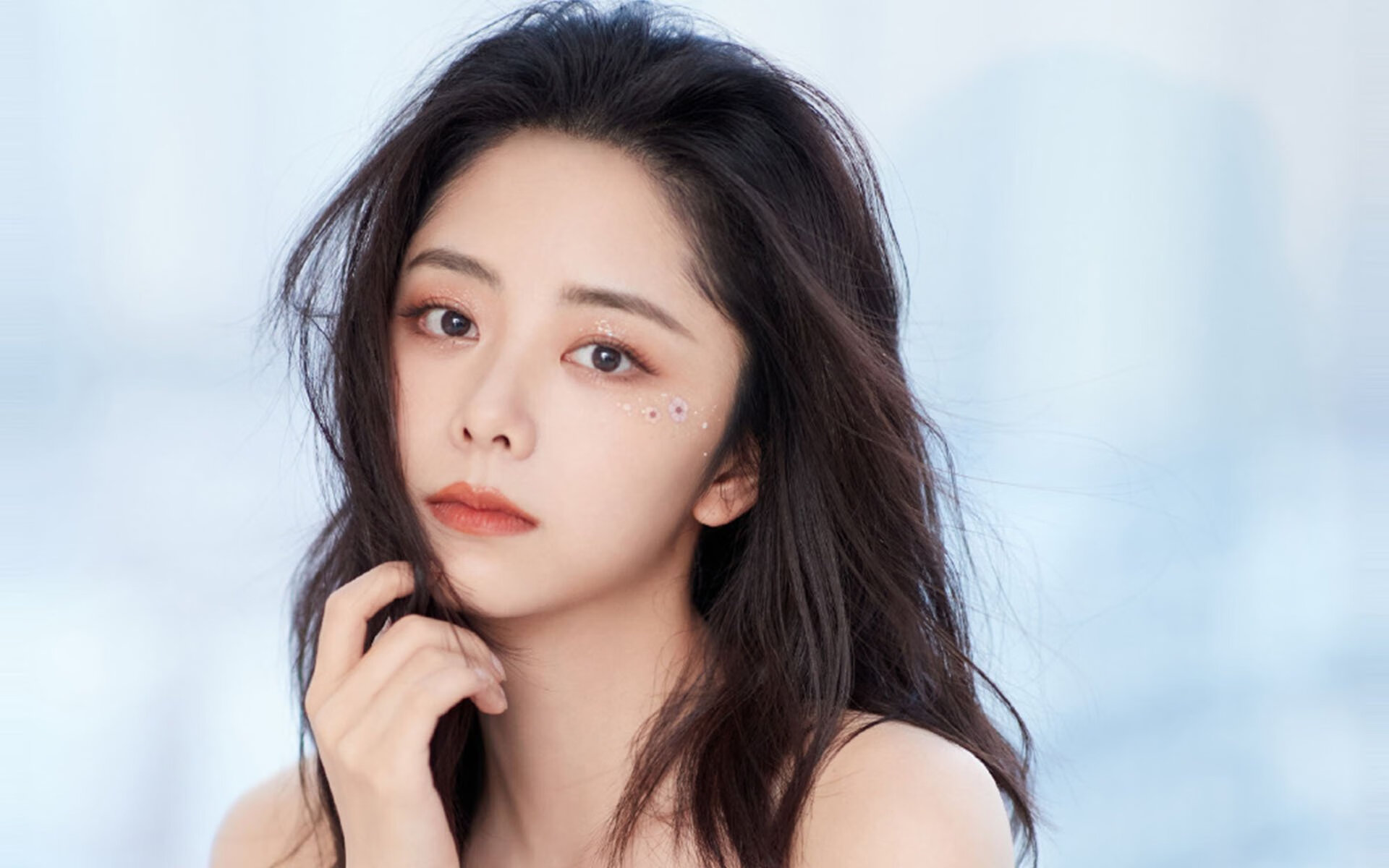 生死战中的钢铁防线，委内瑞拉力克丹麦，福登锁死对手的启示